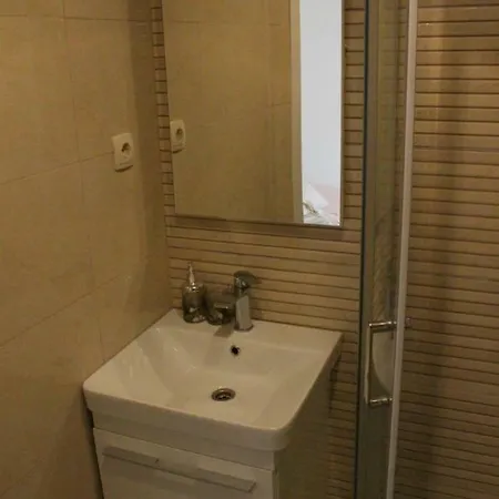 Marana Guest house