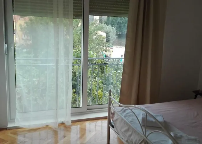 Marana Casa de hóspedes 3*